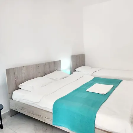 La Familia Apartments Olympiakí Aktí Dış mekan fotoğraf