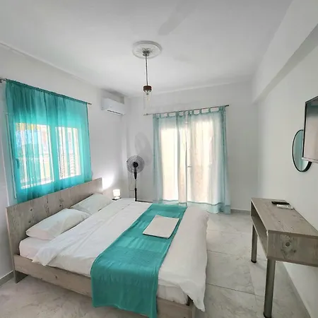 La Familia Apartments Olympiakí Aktí Dış mekan fotoğraf